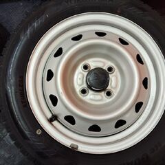 【YK iG60 165/65R14】スタッドレス【スチールホイール 14インチ 5J4HPCD100】ハブ径60mm 22年製 バリ溝 ルーミー パッソ タンク等(KTO343)の画像