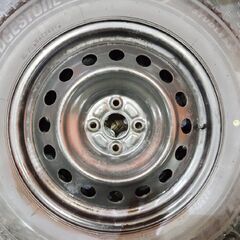 【BS BLIZZAK VRX3 195/65R16】スタッドレス【トヨタ ライズ 純正ホイール 16インチ 6J4HPCD100+40】21年製 バリ溝 ロッキーにも　(KTL402)の画像