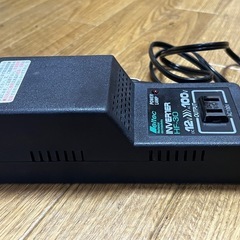 Meltec HF-30 12V専用インバーター MAX25w メルテック 携帯電話インバーター AC100Vの画像