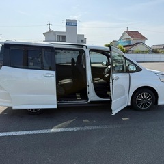 ヴォクシー　ZS 2015年　車検　令和8年2月の画像