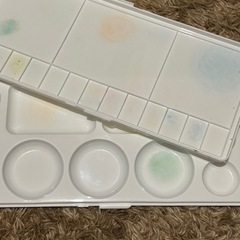 絵の具セットの画像