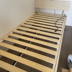 ベッド　フレームの画像