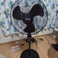 ¥3000扇風機(リモコンつき)の画像