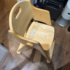 カトージ子供椅子の画像