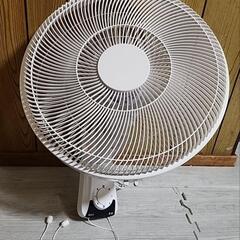 壁掛け　扇風機