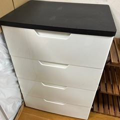 棚　引き出し収納