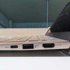 NEC Lavie 8世代 ノートパソコンの画像