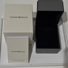 EMPORIO ARMANI 時計ケースの画像