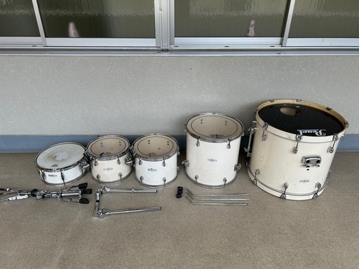 Pearl FORUM seriesドラムセット