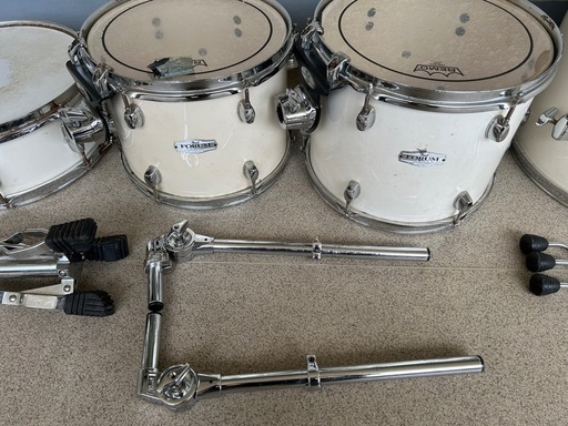 Pearl FORUM seriesドラムセット