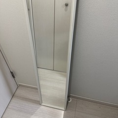 全身鏡の画像