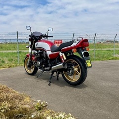 低走行 美車 2008年 最終型 ホンダ CB750 RC42 前後サスOH済 ETC ドラレコ USB電源 油温計 エンジンガード ビキニカウル付きの画像