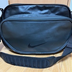 スポーツバッグ