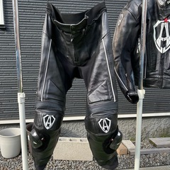 アレンネス　ツーピース　セパレートつなぎ　レーシングスーツ バイク　サイズ56の画像