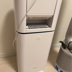 アイリスオーヤマ  サーキュレーター式除湿機