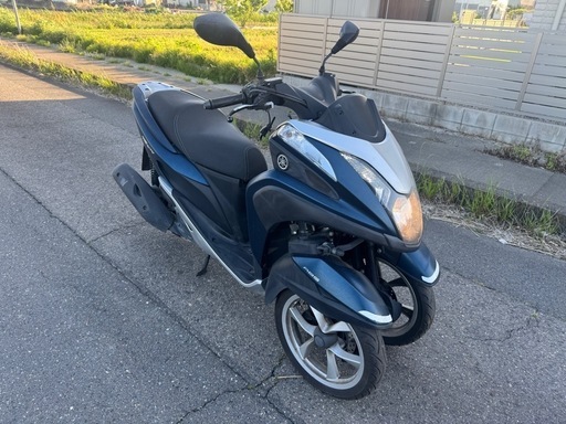 トリシティ初期型125ccモデル EBJ-SE82J浅倉商事