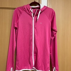 UVカットパーカー