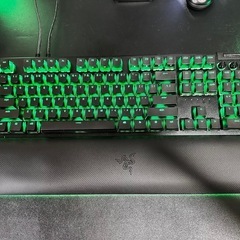 ゲーミングキーボードrazer black widow v4pro 