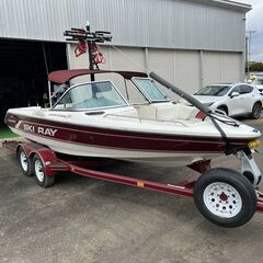 中古ボート販売の画像