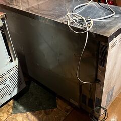 業務用冷蔵ショーケース（コールドテーブル・スライド扉式）／店舗改装・新築建て替えに伴い、装飾品・備品・家具を譲渡いたしますの画像