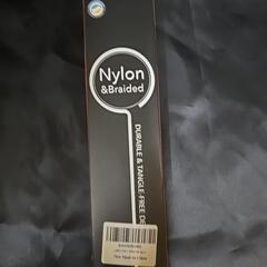 Ctype端子とコードをまとめるものの画像