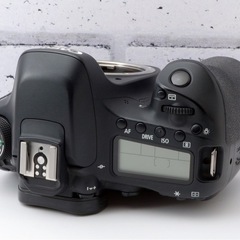 Wi-Fi内蔵！Canon EOS 80D●豪華な付属品●人気ミドル機  1ヶ月動作補償あり！ 安心のゆうパック代引き発送！ 送料、代引き手数料無料！の画像