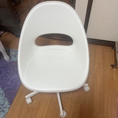 IKEA MALAKAR マルシェーア椅子の画像