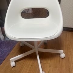 IKEA MALAKAR マルシェーア椅子の画像