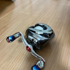 シマノ　16アンタレスDC HG 右ハンドル　バス釣り　リール