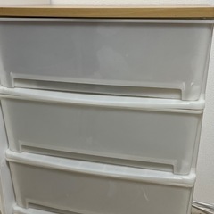 決まりました😊ニトリ天板付き衣装ケース 収納