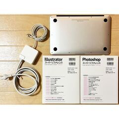 【MacBookAir 2013（11インチ）】アドビOK！・本もセットの画像