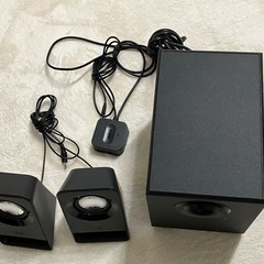 【現在取引中】ロジクール PCスピーカー  Z213 ブラック ステレオ 2.1ch サブウーファー付属の画像