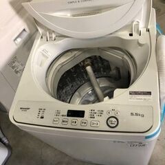 NO B178 ★格安特価★福岡市内配送設置無料★ シャープ SHARP 全自動洗濯機 幅56.5cm(ボディ幅52.0cm) 5.5kg ステンレス槽 ホワイト系 ES-GE5D-W 2020年の画像