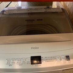 ☆中古￥13,300！Haier　7.0kg洗濯機　家電　JW-U70A型　幅52㎝ｘ奥行58㎝ｘ高さ97㎝　2022年製　【BE003】の画像