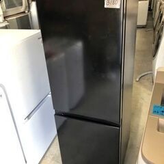 NO B180 ★格安特価★福岡市内配送設置無料★ ハイセンス 冷蔵庫 幅49cm 175L ブラック HR-D1701B 2ドア 右開き 大容量冷蔵室122L スリム　2024年の画像