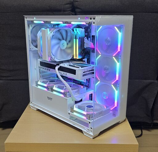 沖縄在住で現金払いなら1万円引き）RTX5070＆ゲーム最強CPU ホワイト