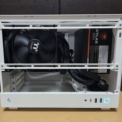 AMD8コアCPU搭載　コンパクトで持ち運びも便利な高性能PCの画像