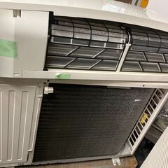 ☆中古￥33,800！Panasonic　14畳用4.0kwルームエアコン　家電　2019年製　CS-EX409C2-W型　【BE008】の画像