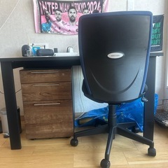 デスク、机の画像