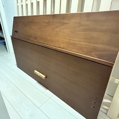 ベッドフレームの画像