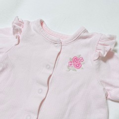 [新品未使用]アメリカブランド ピンクフリル刺繍セットアップ 3Mの画像