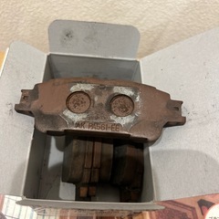 トヨタヴォクシー　リヤブレーキパッドの画像