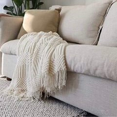 白色　新品‼️これからの季節に😊🍀の画像