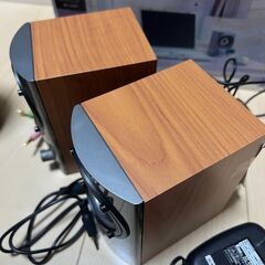 美品】木のスピーカー ELECOM 6W マルチメディア　シルバー MS-130の画像