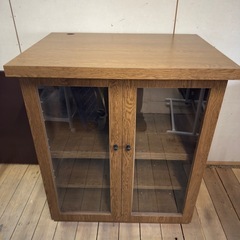 【1046】オーダーメイド品　木製ブラウンキャビネット