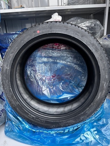 夏タイヤ215/45R17