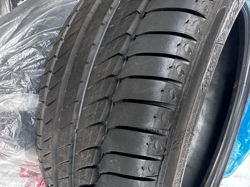 夏タイヤ215/45R17