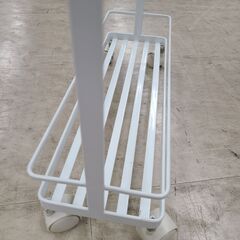 J9475　山崎実業　スリムキッチンワゴン　タワー　ホワイト　クリーニング済み【リユースのサカイ柏店】参考価格6,820円の画像
