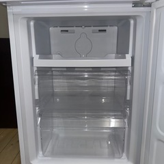 【1051】アイリスオーヤマ冷蔵庫　IRSN-30A-W 299L 2023年の画像