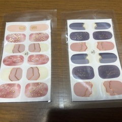 ネイルシール　足×3　手×2　やすり×1の画像